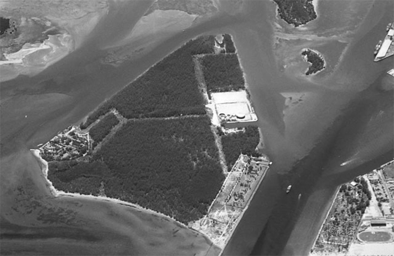 История Fisher Island